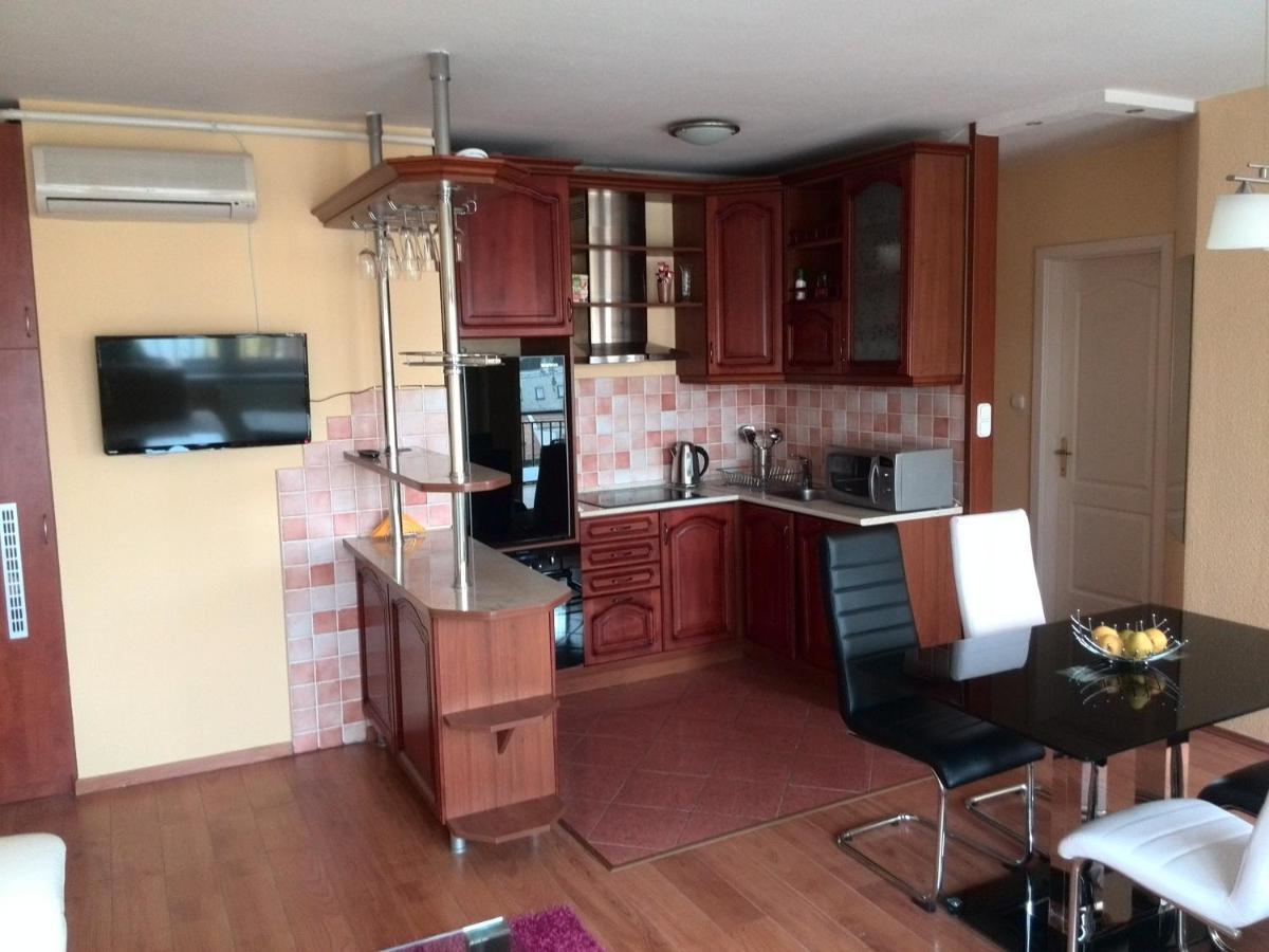 Merry&Car - Huge Balcony + Living Room + 2Br Budapeszt Zewnętrze zdjęcie